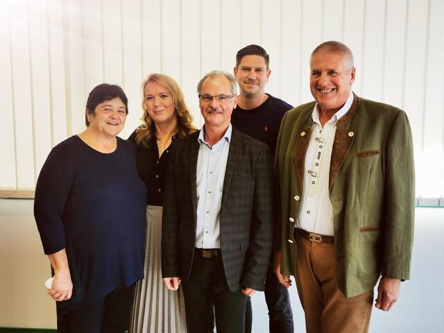 Die Gemeinde bedankt sich bei Ingrid Preitler (2.v.l.). | Foto: KK