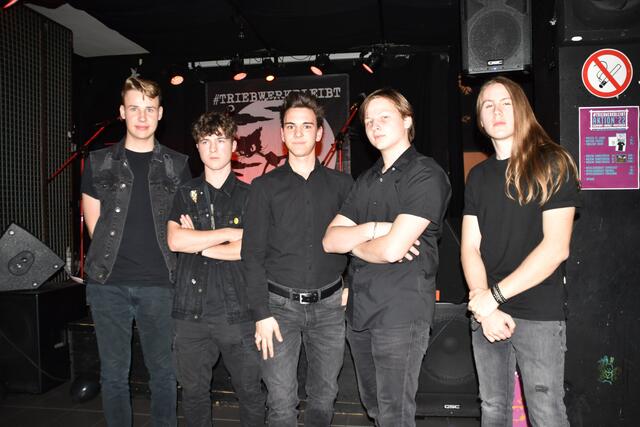 Wiener Neustädter Band "Social Riots" mit Alexander Seiter, Janik Nicolini, Robin Czegley, Lucas Ressler und Sebastian „Srocky“ Steinmann. | Foto: Preineder