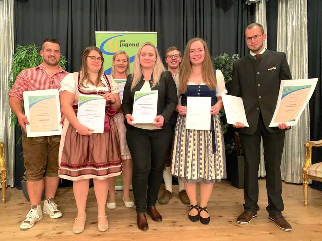 Heinrich Aschauer, Verena Klaffl, Lisa Dick, Patricia Schachinger, Michael Gassner, Lydia Schachinger und Lukas Höllmüller | Foto: LJ