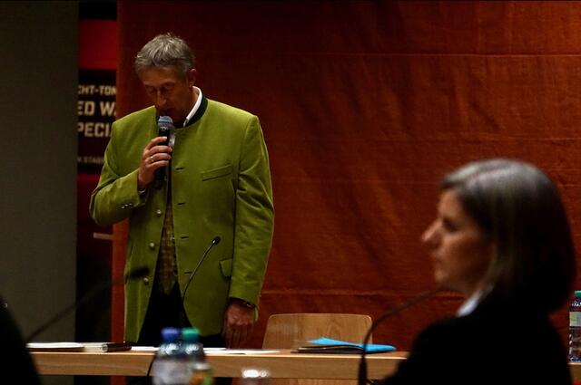 Der Lecher Bürgermeister hat in der heutigen Sitzung der Gemeindevertretung seinen Rücktritt mit Ende dieser Woche, Freitag 12. November 2021, 16.00 Uhr erklärt. | Foto: Gemeinde Lech