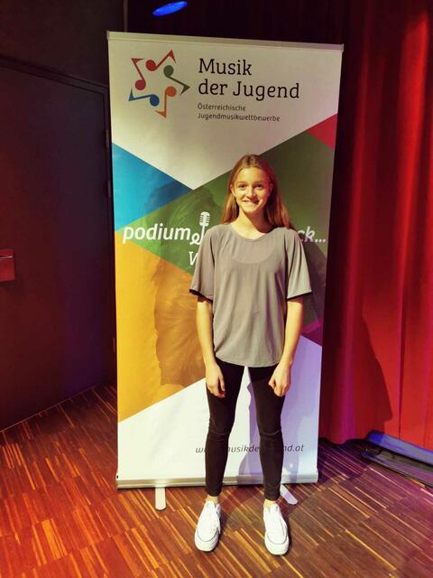 Die erst zwölfjährige Anouk Beinstein siegt beim Bundeswettbewerb "Podium Jazz.Pop.Rock" in ihrer Altersklasse. | Foto: KK