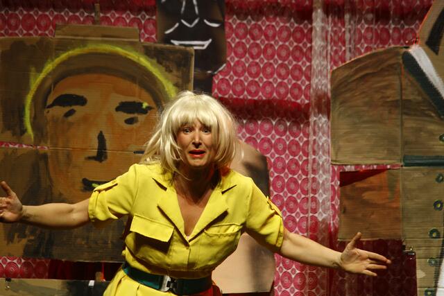 Wenn die Gegend zubetoniert werden soll, muss dagegen auch manchmal lautstark dagegen angekämpft werden.