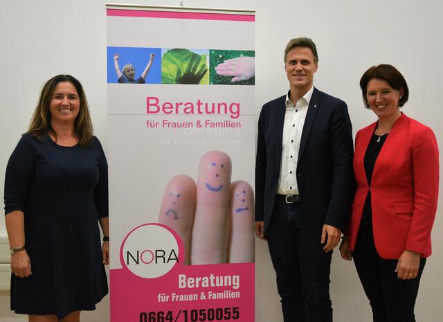 GF Alexa Raninger, Bezirkshauptmann Johannes Beer und Obfrau Michaela Langer-Weninger (v.l.). | Foto: NORA