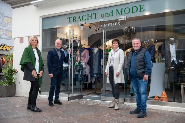 Vizebürgermeisterin Susanne Kaltenegger, Organisator Sigi Nerath, Manuela Metter und Erich Weber | Foto: Stadt Bruck/Paller