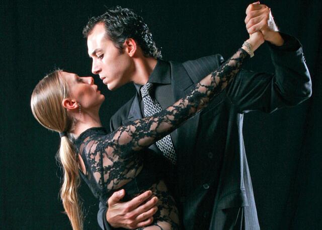 Vom 19. bis 21. November wird zum Tango Argentino Workshop in den Amthof geladen.  | Foto: Amthof