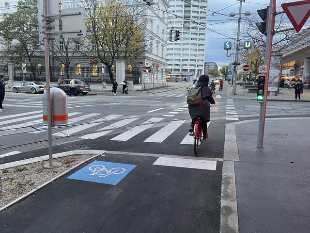 Der neue Radweg bei der Thaliastraße/U3 Station Ottakring | Foto: mjp