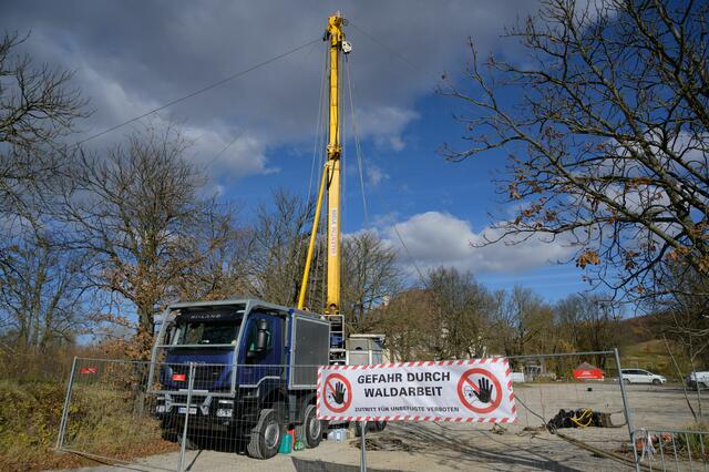 40 Tonnen schwerer hochmoderner Langstreckenseilkran im Wienerwald | Foto: ÖBf-Archiv/F. Helmrich