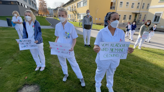 Die Botschaft ist klar: In der Pflege muss sich dringend etwas ändern, damit die Gesundheitsversorgung aufrechterhalten werden kann. | Foto: Hofbauer