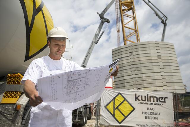 Topmoderne Ausstattung auf der Baustelle und viele Mitarbeitervorteile kann das Familienunternehmen seinen Mitarbeitern bieten.