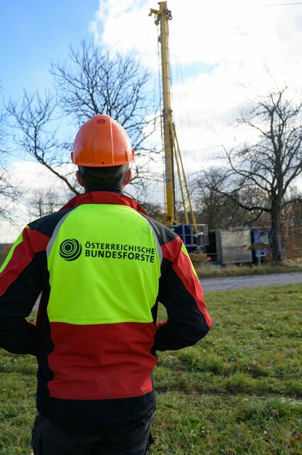 Aufbau des hochmodernen Holzerntegeräts | Foto: ÖBf-Archiv/F. Helmrich