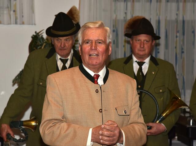 Langzeit-Altbürgermeister Vinzenz Rauscher blickt auf 30 Jahre Bürgermeister-Arbeit zurück  | Foto: Hans Jost
