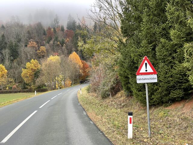 Am Montag wird mit Sanierungsarbeiten auf der Diexer Straße begonnen, die Fertigstellung ist mit 30. November geplant. | Foto: RegionalMedien