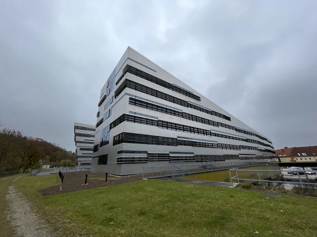 Der Science Park östlich der Altenberger Straße.