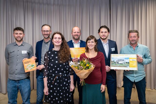 Vizebürgermeister Fabio König (6. v. li.) und Gemeinderat Christian Leitner (4. v. li.) nahmen für Perg gleich zwei Auszeichnungen entgegen. | Foto: ADAPTRegion AT-CZ