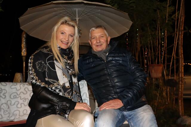 Saxophonistin Maria Kofler und Künstler und Galerist Manfred Folie | Foto: Ricarda Stengg