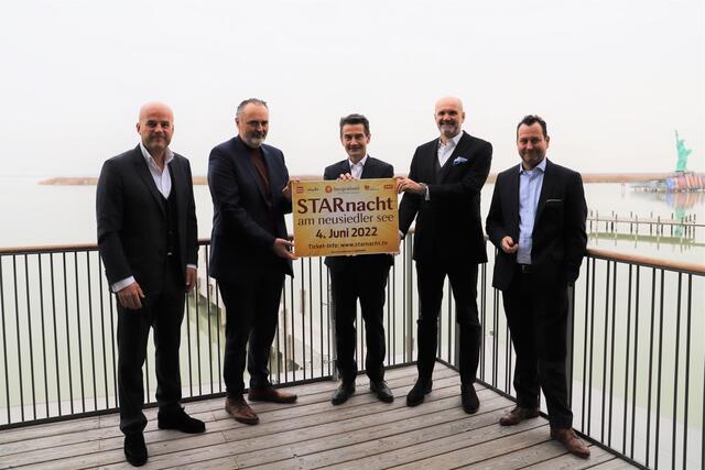 Der Gesellschafter des Veranstalters ip media, Martin Ramusch, gemeinsam mit Landeshauptmann Hans Peter Doskozil, dem designierten ORF Generaldirektor Roland Weißmann, ORF Burgenland-Landesdirektor Werner Herics und dem ORF 2-Channel Manager Alexander Hofer (v. l.) | Foto: Sandra Koeune