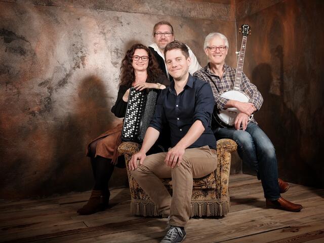 Das oberösterreichische Irish Folk-Kultensemble „Medley Folk Band“ tritt im Kornspeicher auf. | Foto: Koll