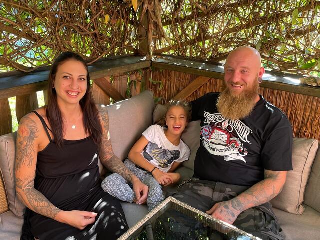 Julia und Adrijana Semen mit Florian Mayrhofer. (Bezirk Braunau) | Foto: Ebner