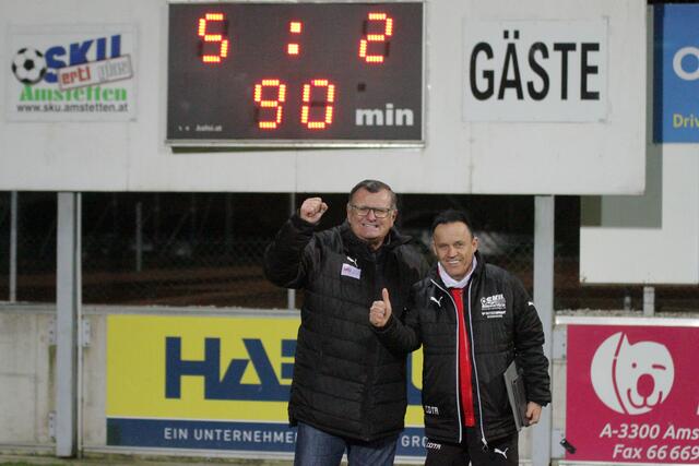 Sie haben momentan in Niederösterreich gut lachen: Klub-Manager Anton Lausegger mit Co-Trainer Gerhard Obermüller.