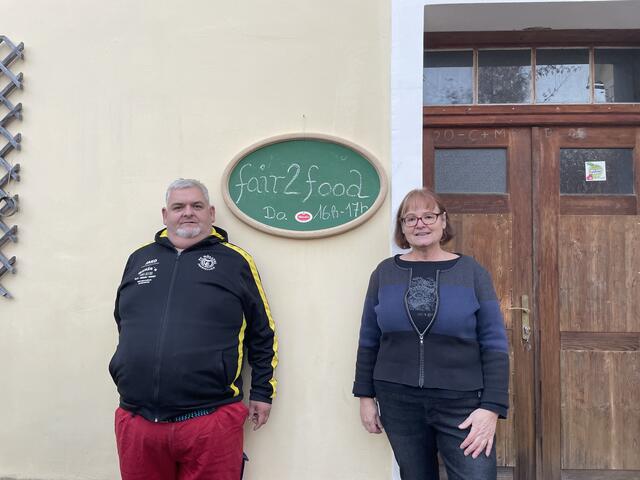 Setzen sich für Nachhaltigkeit und Lebensmittelrettung ein: Hans und Ingrid vom fair2food Point in Kolbnitz | Foto: MeinBezirk.at