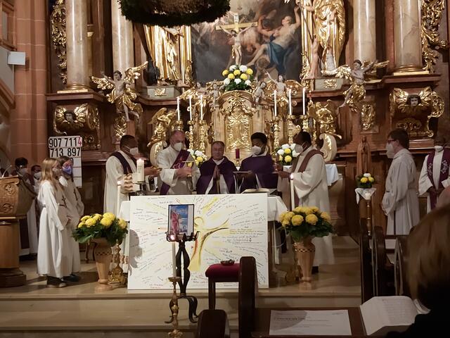 In Steinakirchen wurde Kaplan Samuels Vater gedacht. | Foto: Franz Zeitlhofer