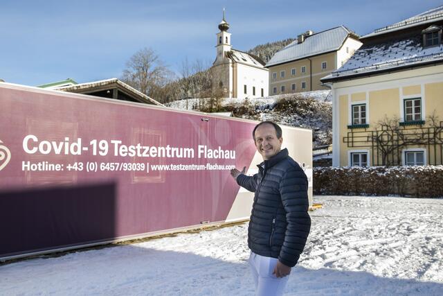 Dr. Harald Breitfuß machte bereits im letzten Jahr mit dem Testzentrum auf sich aufmerksam, jetzt wird ein großer Sonderimpftermin in Flachau organisiert.  | Foto: Christian Fischbacher