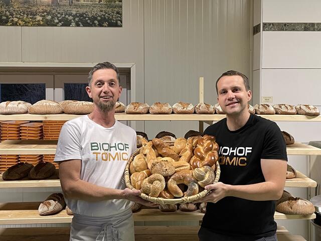 Anlässlich des Jubiläums hat David Tomic mit seinen Mitarbeitern ein spezielles Müsli kreiert.