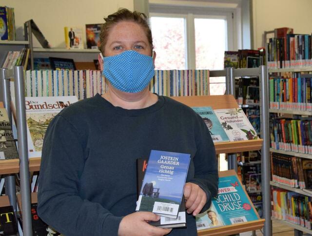 Büchereileiterin Johanna Tschaikner und ihr Team liefern frei Haus – jedoch nur innerhalb dem Stadtgebiet. | Foto: Stadtgemeinde Schärding