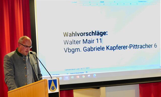 Um den Wahlvorschlag von Walter Mair gab es Diskussionen, letztlich wurde das Ergebnis aber dokumentiert. | Foto: Hassl