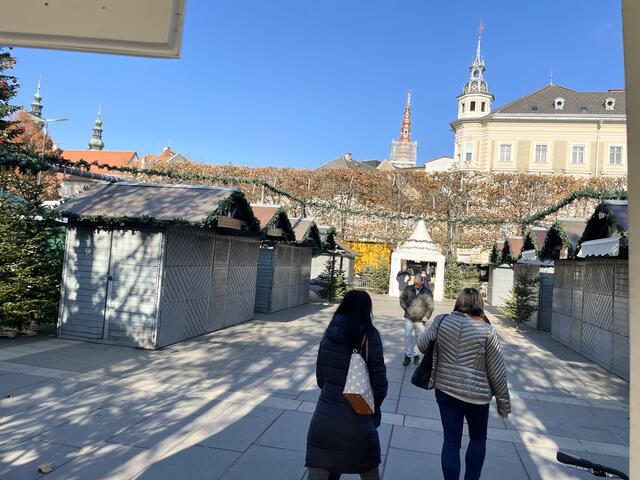 Neuer Platz: Kein Christkindl-Markt, dennoch ist einiges los.