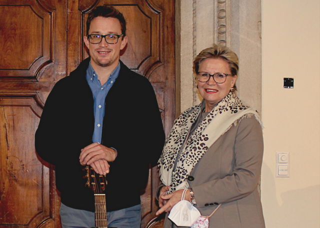 Vor dem Konzert: Musiker Stefan Moser und Initiativenleiterin Evelin Staber | Foto: Stadtgemeinde Spittal