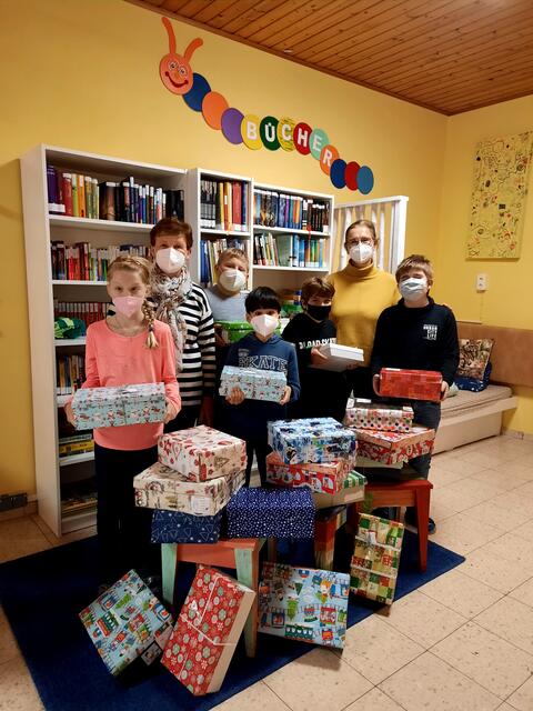 Hannah, Mustafa, Noah, Marvin, vorne. Erika Leitenmayr, Julian, Bettina Auböck, 2. Reihe. 
 
 | Foto: Foto: ASO Langenstein