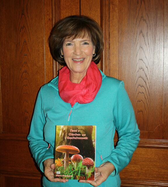 Die St. Antoner Kinderbuchautorin Maria-Antoinette Probsdorfer brachte kürzlich ein neues Werk auf den Markt.  | Foto: Elisabeth Zangerl 