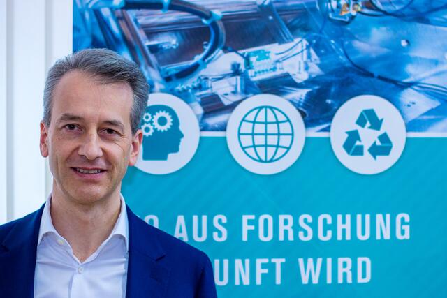 Mit 1. Oktober übernahm Wolfgang Posch die Leitung des Lehrstuhls für Wirtschafts- und Betriebswissenschaften
der Montanuniversität Leoben.