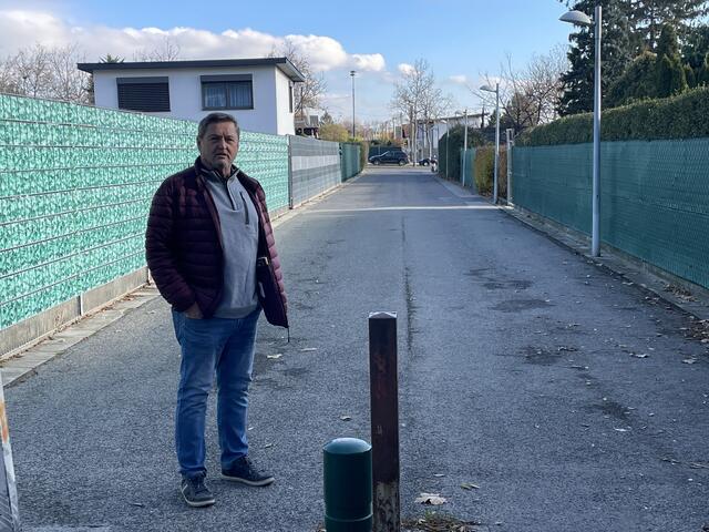 Friedriich Either fordert, dass für Notfälle eine Zufahrt zu den Kleingärten Südhang ermöglicht wird.