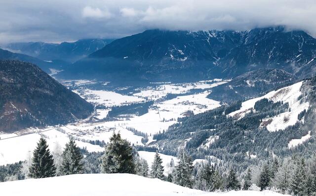 Dunkle Wolken über dem Winter in der Region. | Foto: Kogler