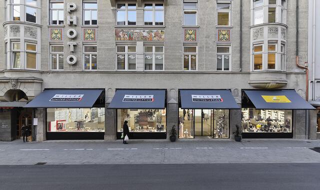 Außenansicht der Filiale Miller United Optics in der Meranerstraße