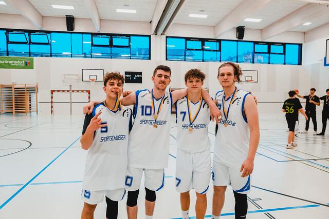 Die Top-Scorer vlnr: Clemens Farthofer, Sebastian Lesny, Fabian Möser, Fabian Lesny freuen sich schon auf den Bundesbewerb im März in Wien