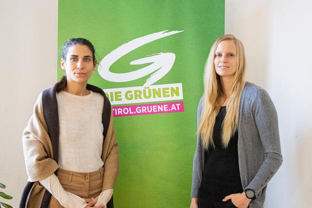Janine Bex und Stephanie Jicha fordern eine Verkaufsverbot für Feuerwerkskörper.