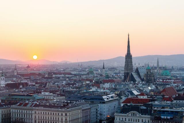Schon 2026 dürfte Wien die Zwei-Millionen-Marke knacken.  | Foto: Dimitry Anikin/Unsplash