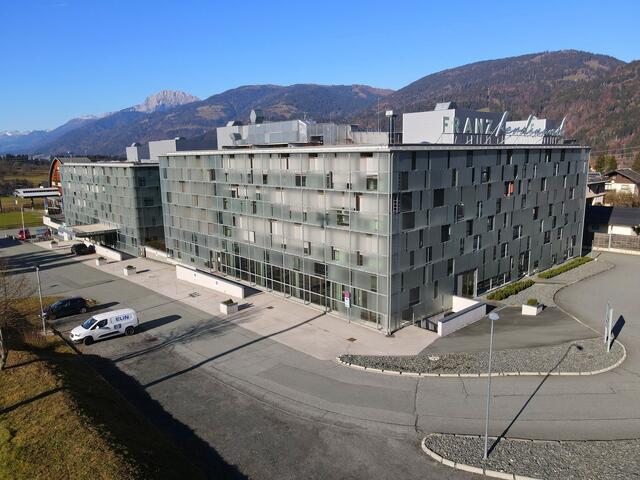 Das Hotel "Franz Ferdinand Mountain Resort Nassfeld" an der Talstation in Tröpolach hat jetzt kroatische Eigentümer aus Pula/Istrien. Die Arena Hospitality Group erwartet sich interessante gegenseitige Synergien.