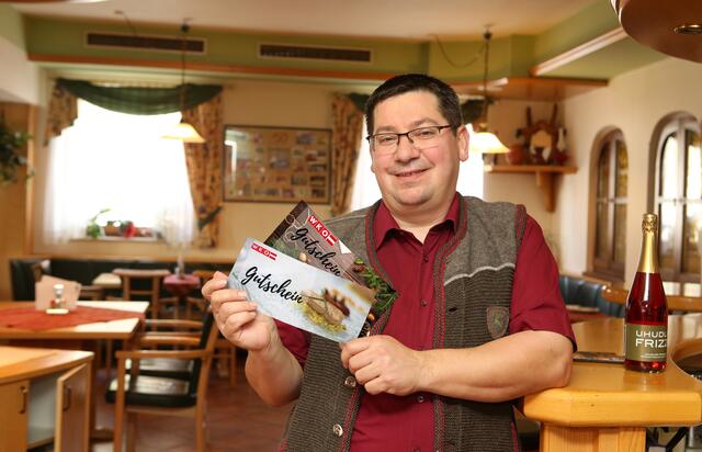 "Firmenchefs können den Mitarbeitern die Weihnachtsfeier quasi mit nach Hause geben", erklärt Matthias Mirth aus Eltendorf, Sprecher der burgenländischen Gastronomen.