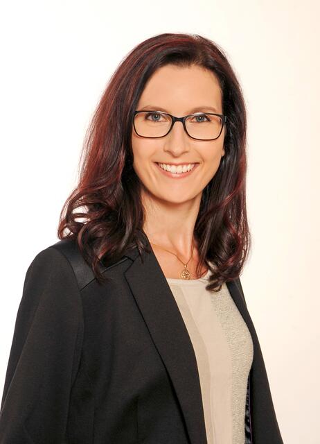 Porträt Astrid Ebner-Zarl