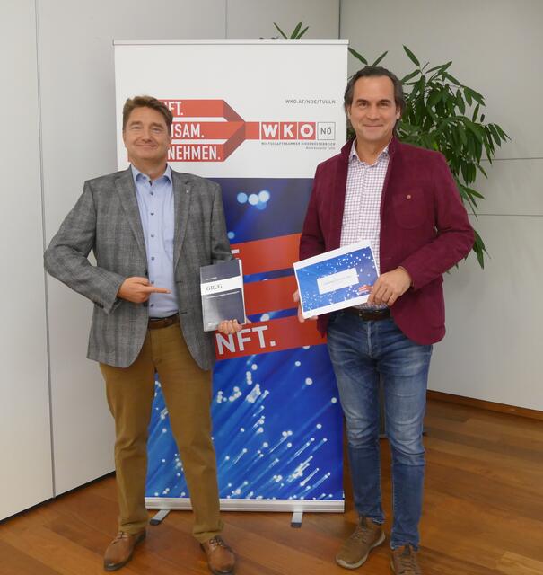 Abteilungsleiter der WKNÖ Rechtspolitik Peter Kubanek mit Bezirksstellenobmann Christian Bauer.