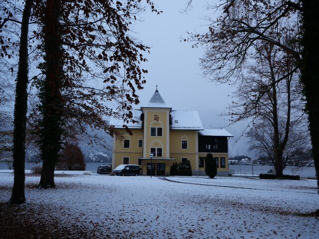 Gruß von der Spitzvilla in Traunkirchen
zum 
                 1. Adventwochenende