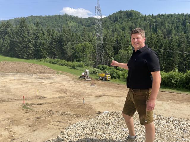 Johannes Schrotthofer vor dem Baustart seiner "Wiesenquartiere"