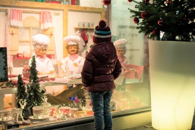 Sei live dabei: Vom Schaufenster auf den Laufsteg: Geschenk-Tipps für Weihnachten präsentieren Fürstenfelder Unternehmen online am 4. Dezember 2021.