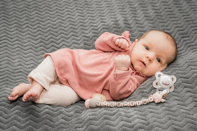 Valentina
Geburt: 6. Oktober
48 cm, 3.460 g
Christina Stieglbauer und Gernot Jahrbacher aus Großklein | Foto: Astrid Tschabuschnig
