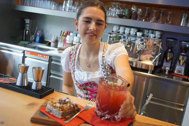 Studierende des Bachelorstudiums Berufsbildung Ernährung bei der Prüfung zur Jungbarkeeperin im vergangenen Jahr. | Foto: PHT