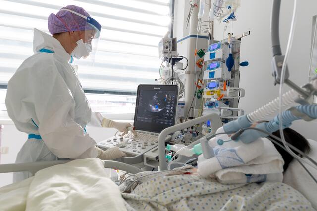 Die schweren Bedingungen auf den Intensivstationen werden endlich durch eine Zulage abgegolten. | Foto: © zeitungsfoto.at